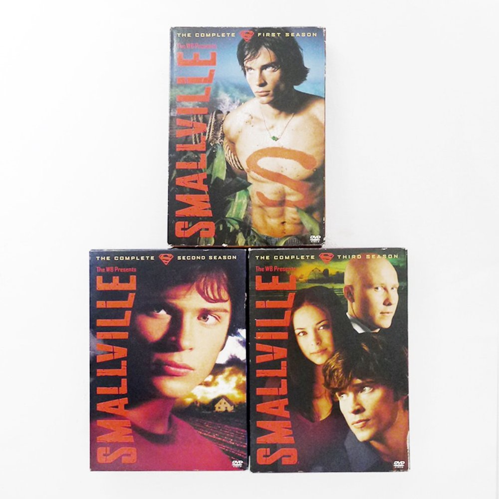 SMALLVILLE SET